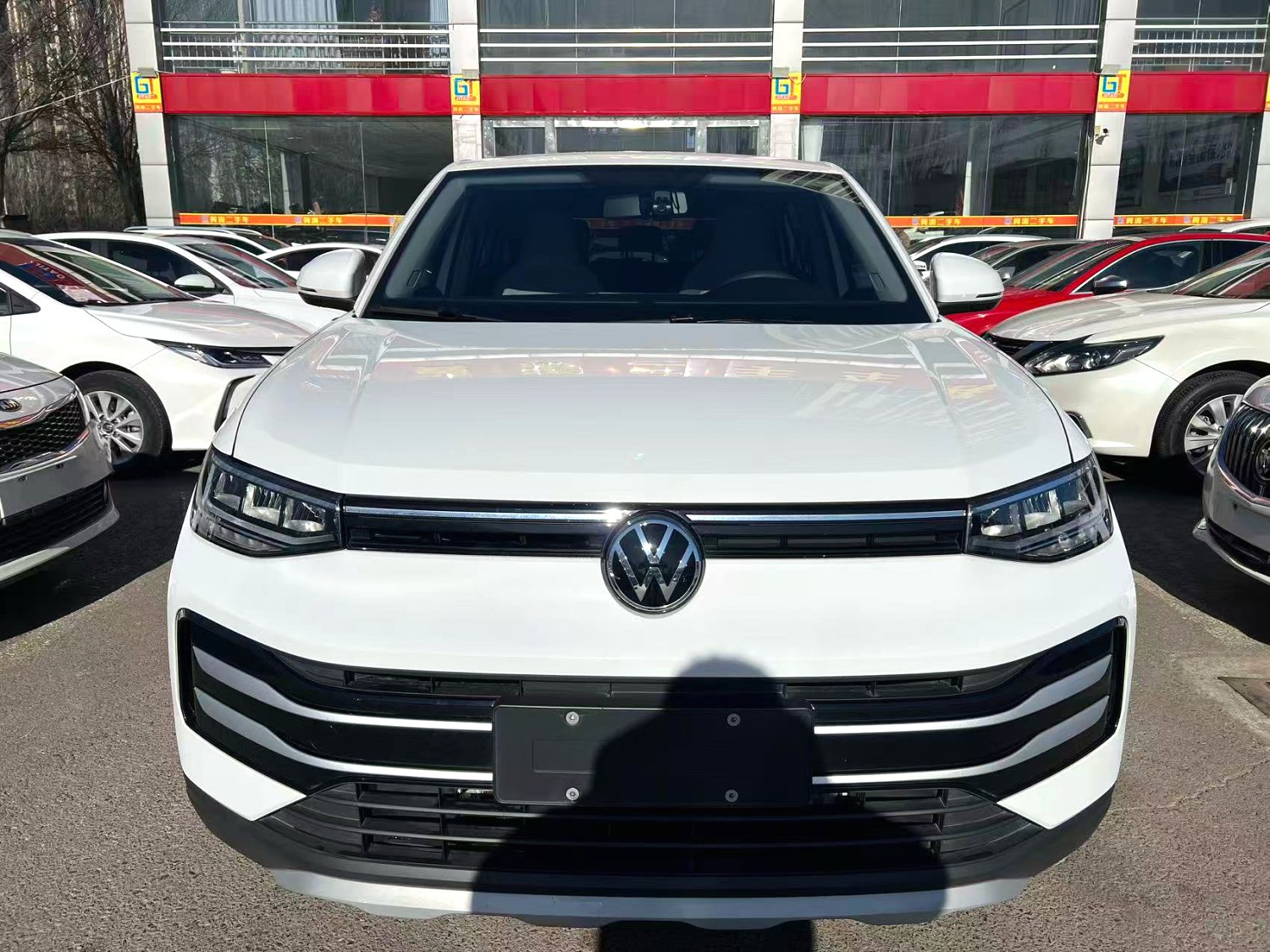Volkswagen Tharu 2024 #4 Volkswagen Tharu 2024 car image #4