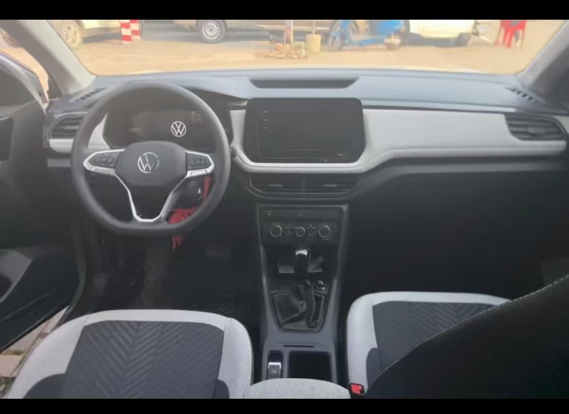 Volkswagen Tharu 2025 #2 Volkswagen Tharu 2025 car image #2