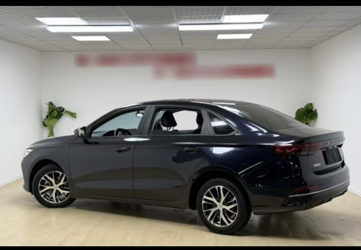 GEELY Emgrand 2022 #15 GEELY Emgrand 2022 car image #15