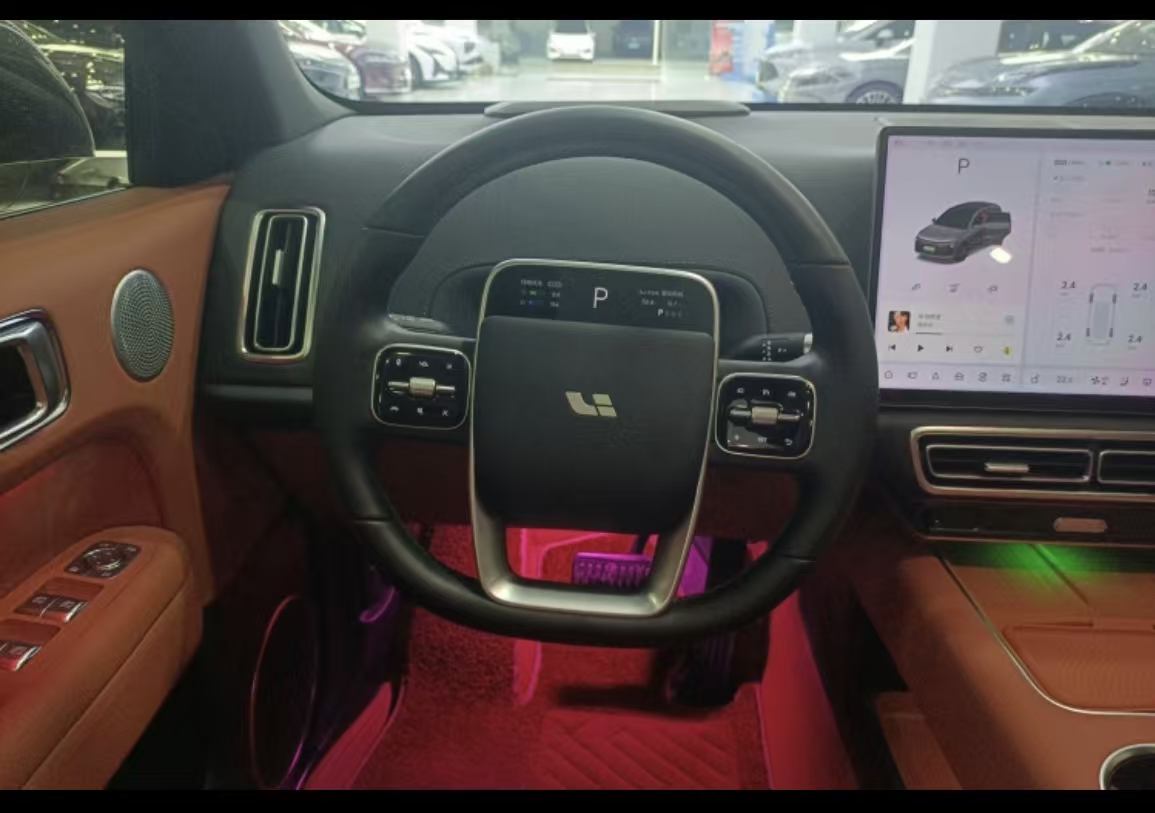 Li L6 2025 car image #15