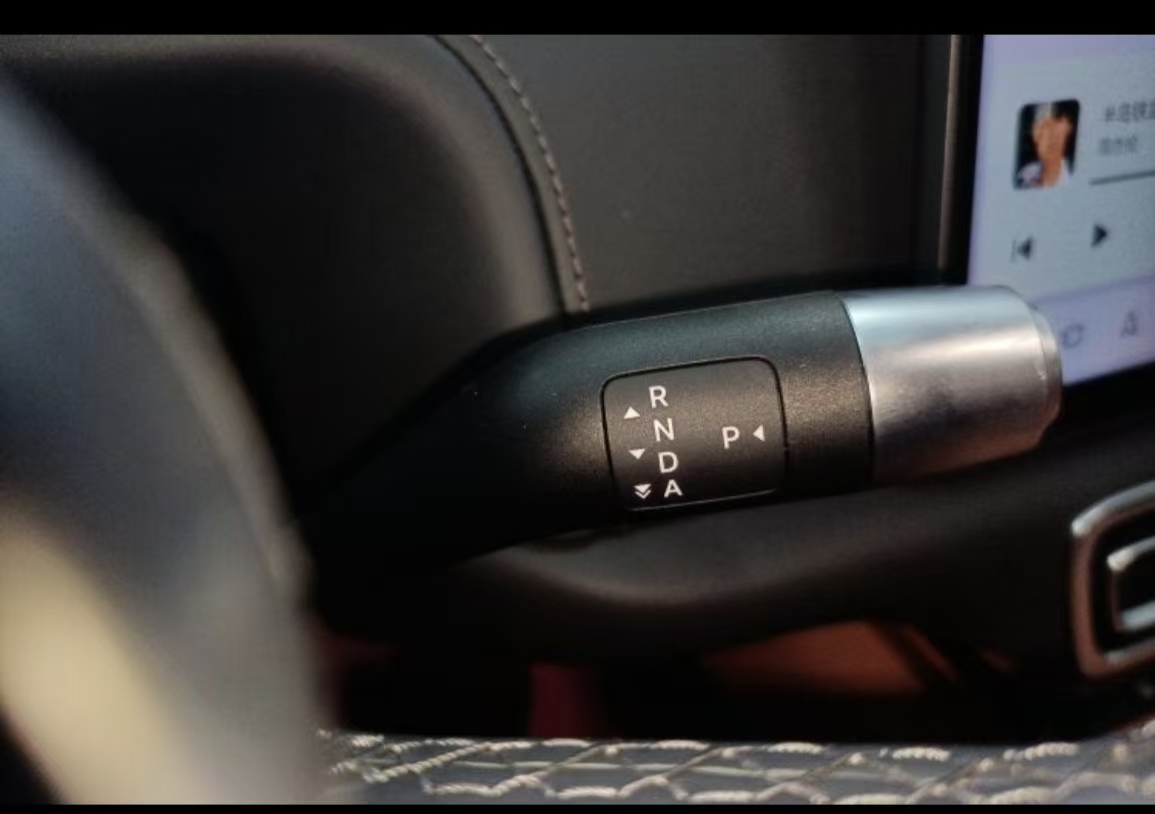 Li L6 2025 car image #11