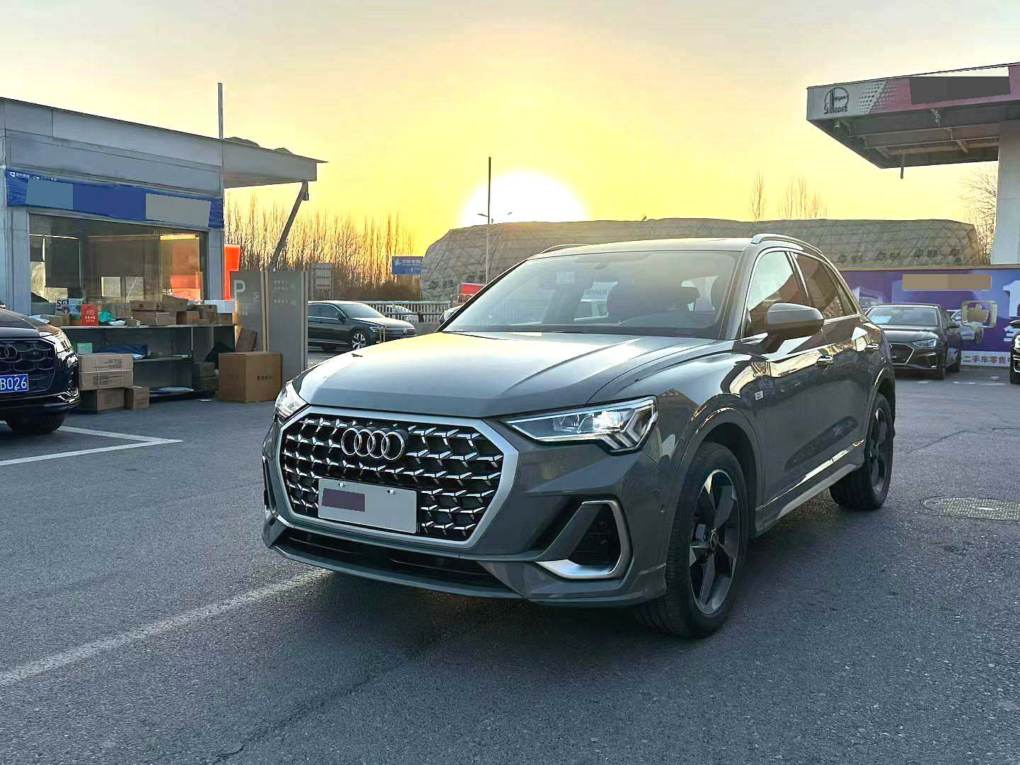 Audi Q3 2023 Audi Q3 2023 car image