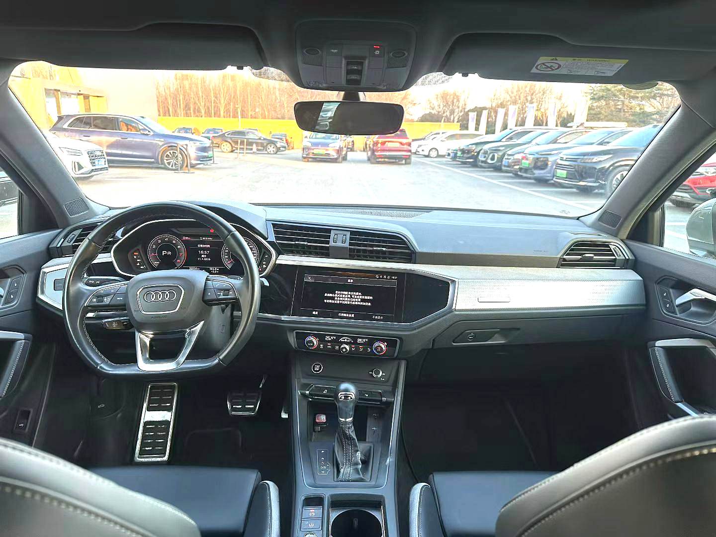 Audi Q3 2023 #2 Audi Q3 2023 car image #2