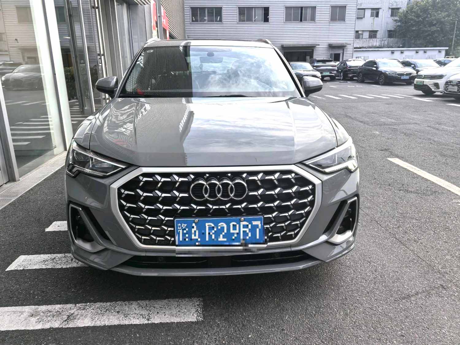 Audi Q3 2023 #8 Audi Q3 2023 car image #8