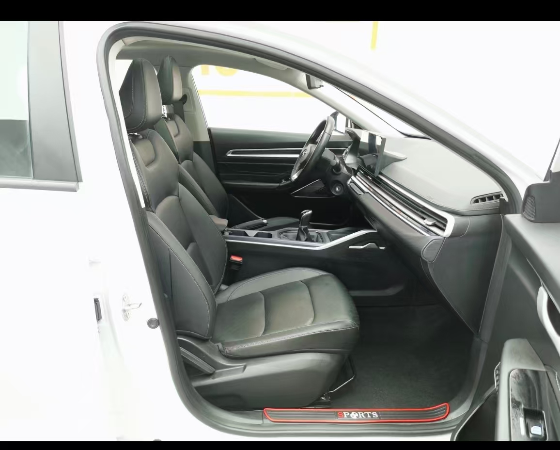 GEELY Emgrand 2023 #18 GEELY Emgrand 2023 car image #18