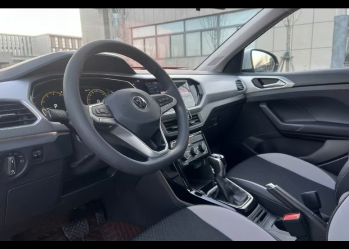 Volkswagen Tacqua 2023 car image #17