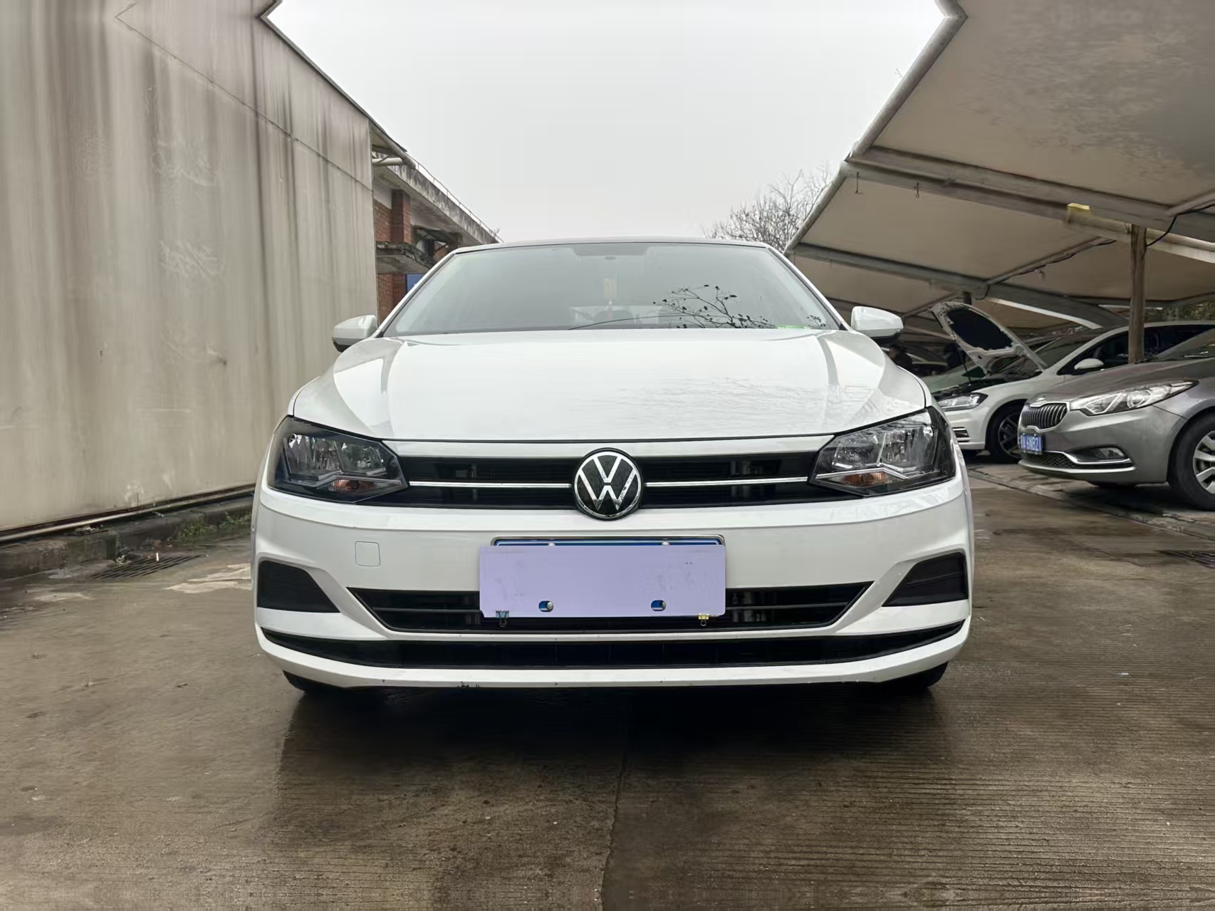 Volkswagen Polo 2023 car image #2