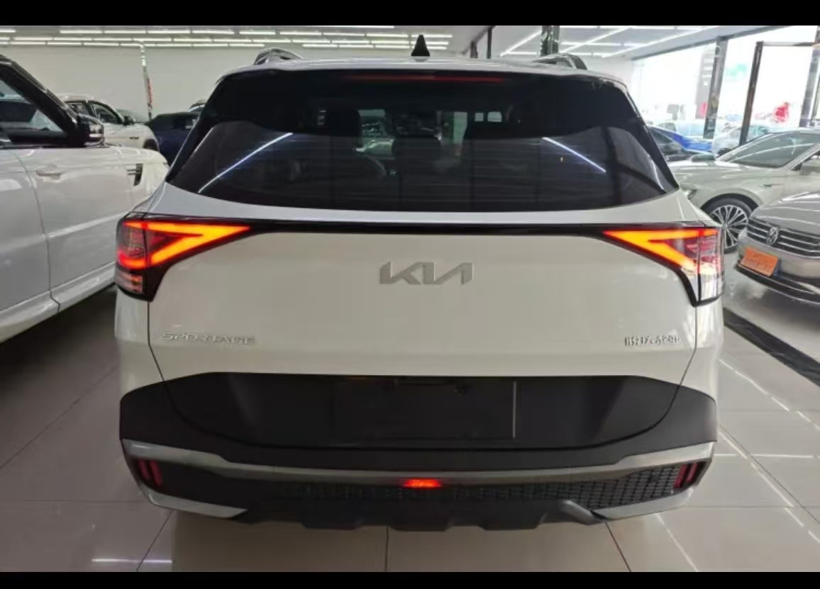 Kia Sportage 2023 car image #3