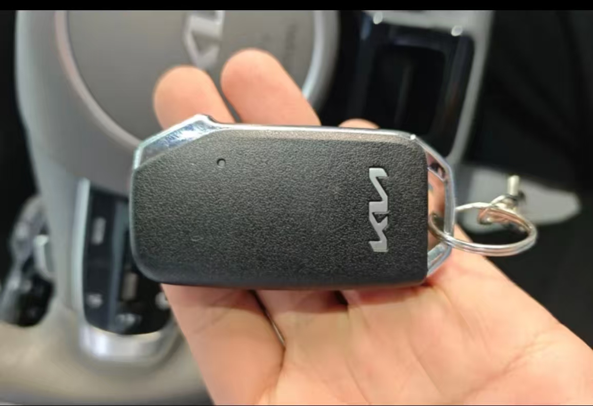 Kia Sportage 2023 car image #6