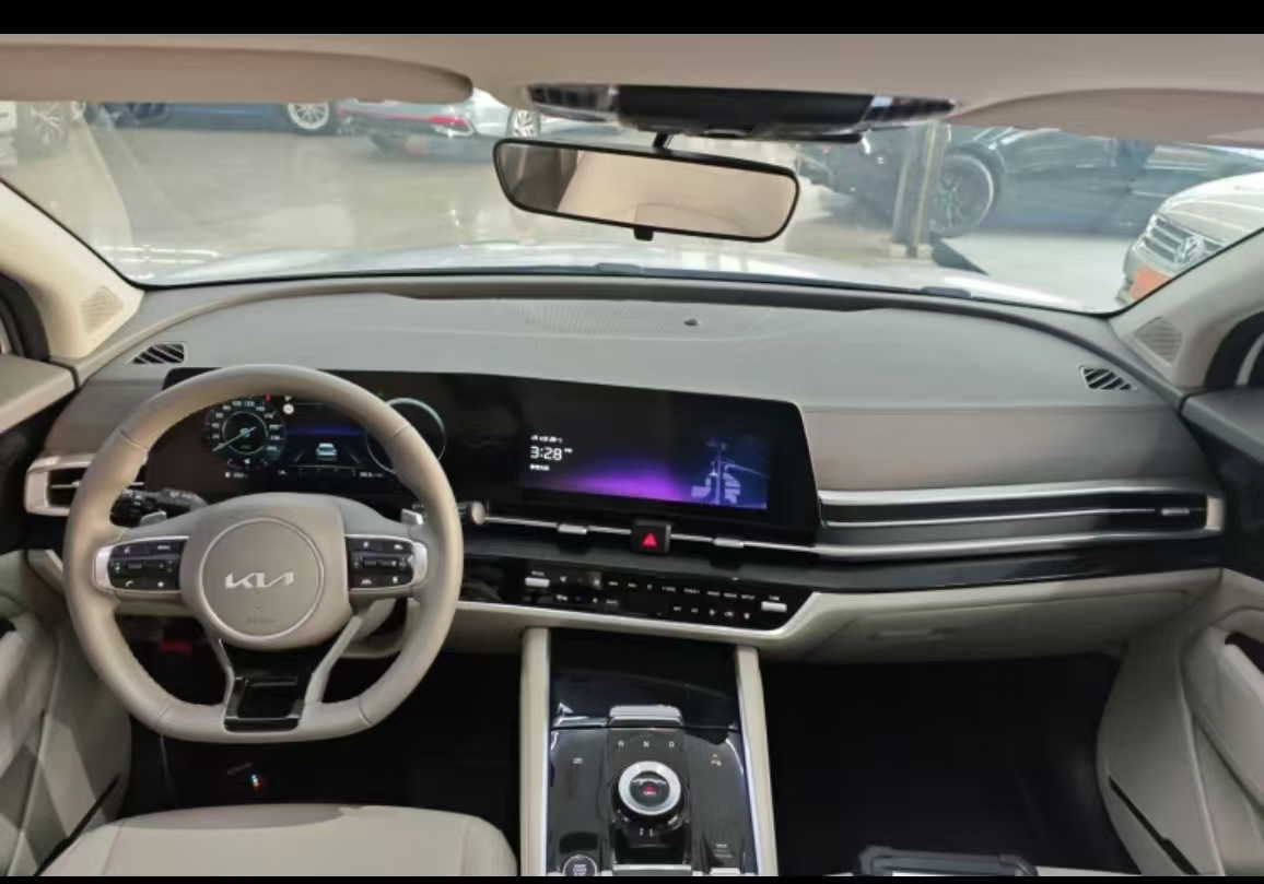 Kia Sportage 2023 car image #9