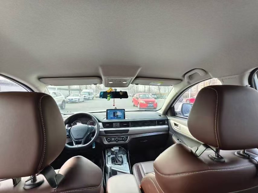 Forthing T5 2023 #3 Forthing T5 2023 immagine di auto #3