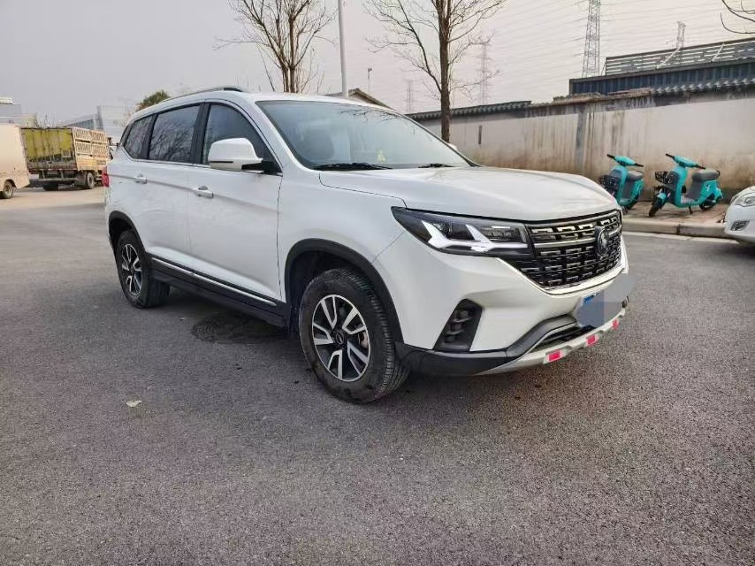 Forthing T5 2023 #7 Forthing T5 2023 immagine di auto #7