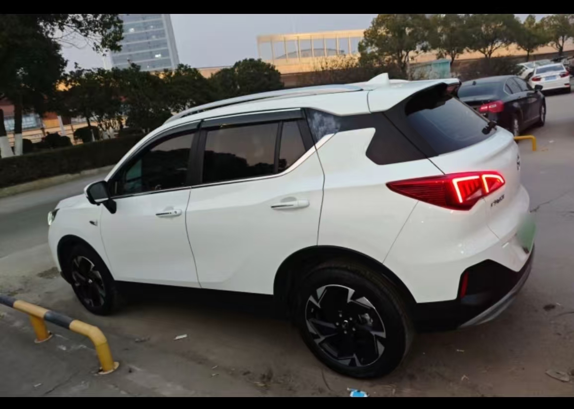 GAC Trumpchi GS3 2023 #6 GAC Trumpchi GS3 2023 car image #6