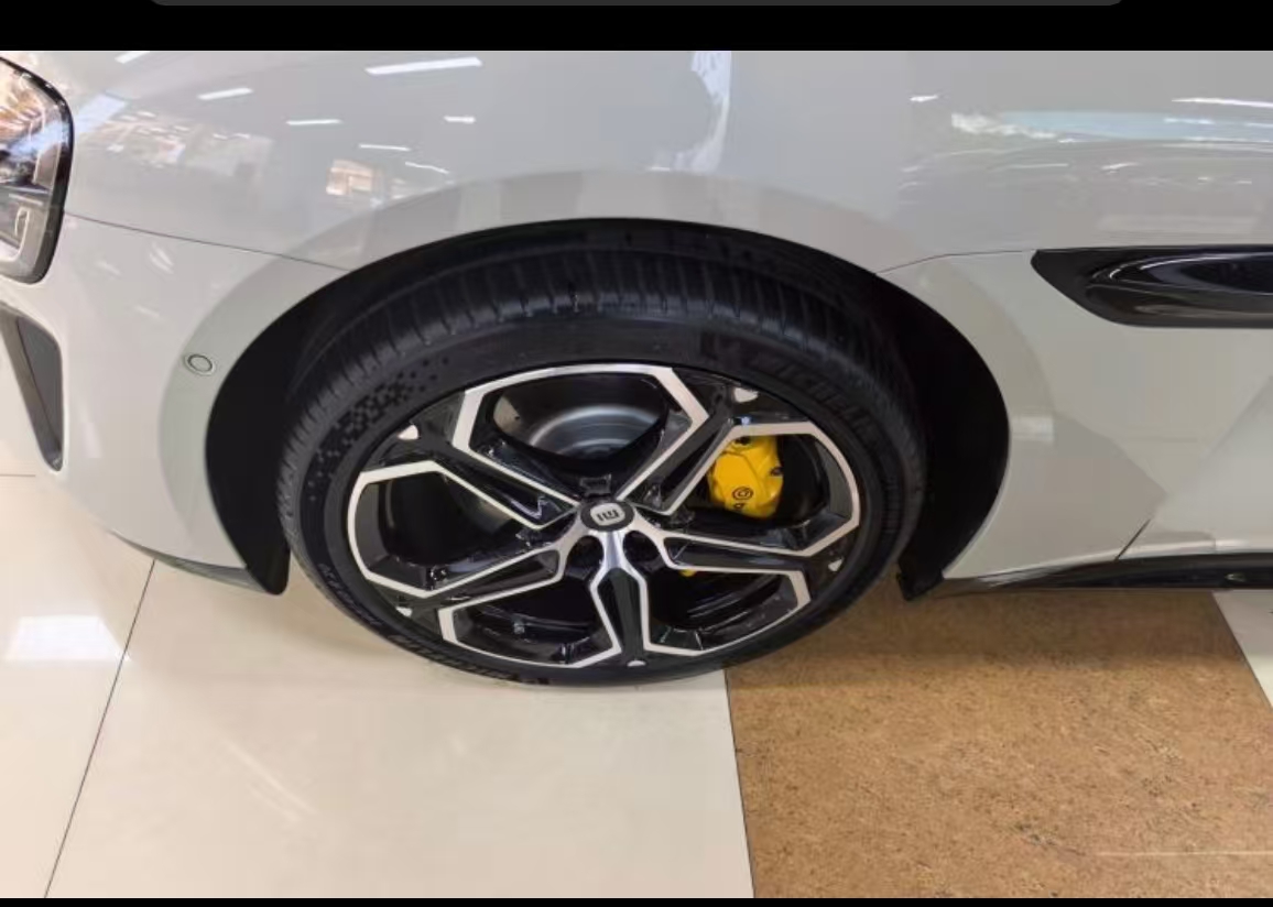 小米汽车 小米SU7 2025 汽车图片 #18