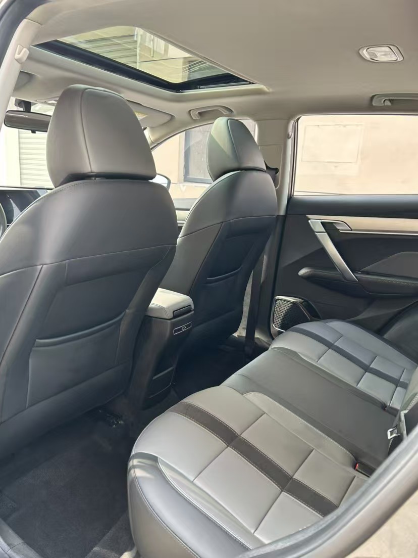 GEELY Coolray 2023 #2 GEELY Coolray 2023 car image #2