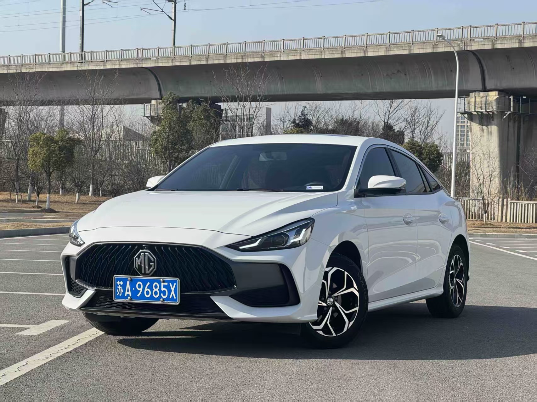 MG 5 2023 immagine di auto 