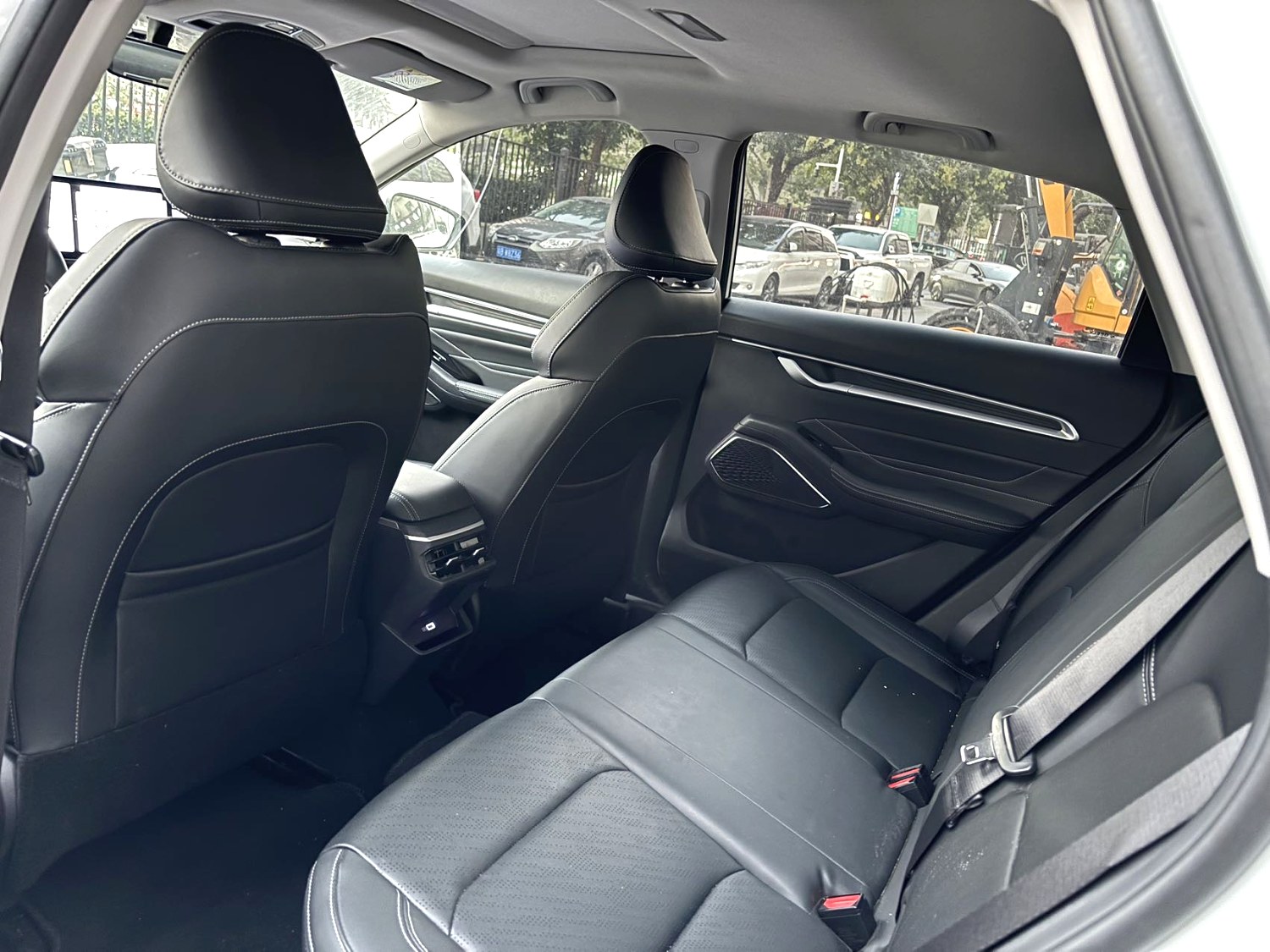 GEELY Emgrand 2023 #5 GEELY Emgrand 2023 car image #5