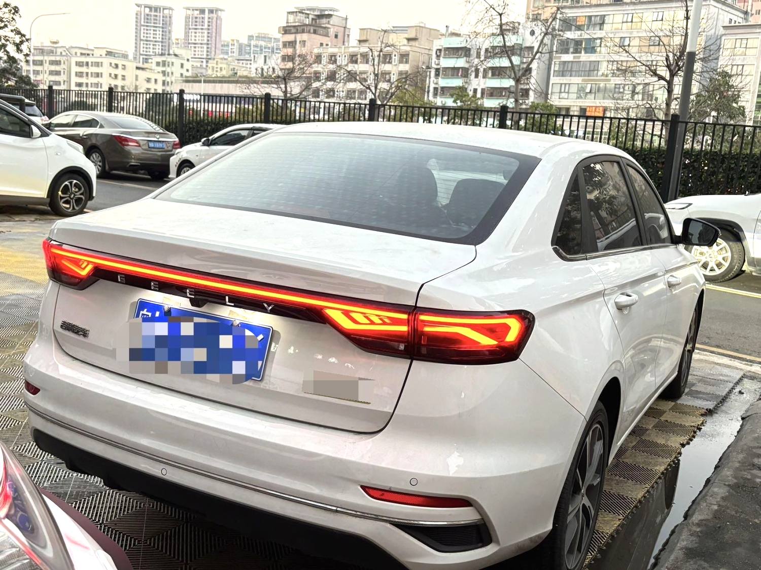 GEELY Emgrand 2023 #6 GEELY Emgrand 2023 car image #6