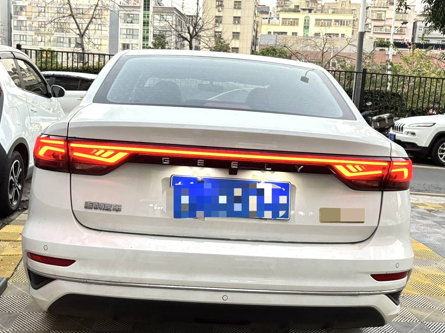GEELY Emgrand 2023 #7 GEELY Emgrand 2023 car image #7