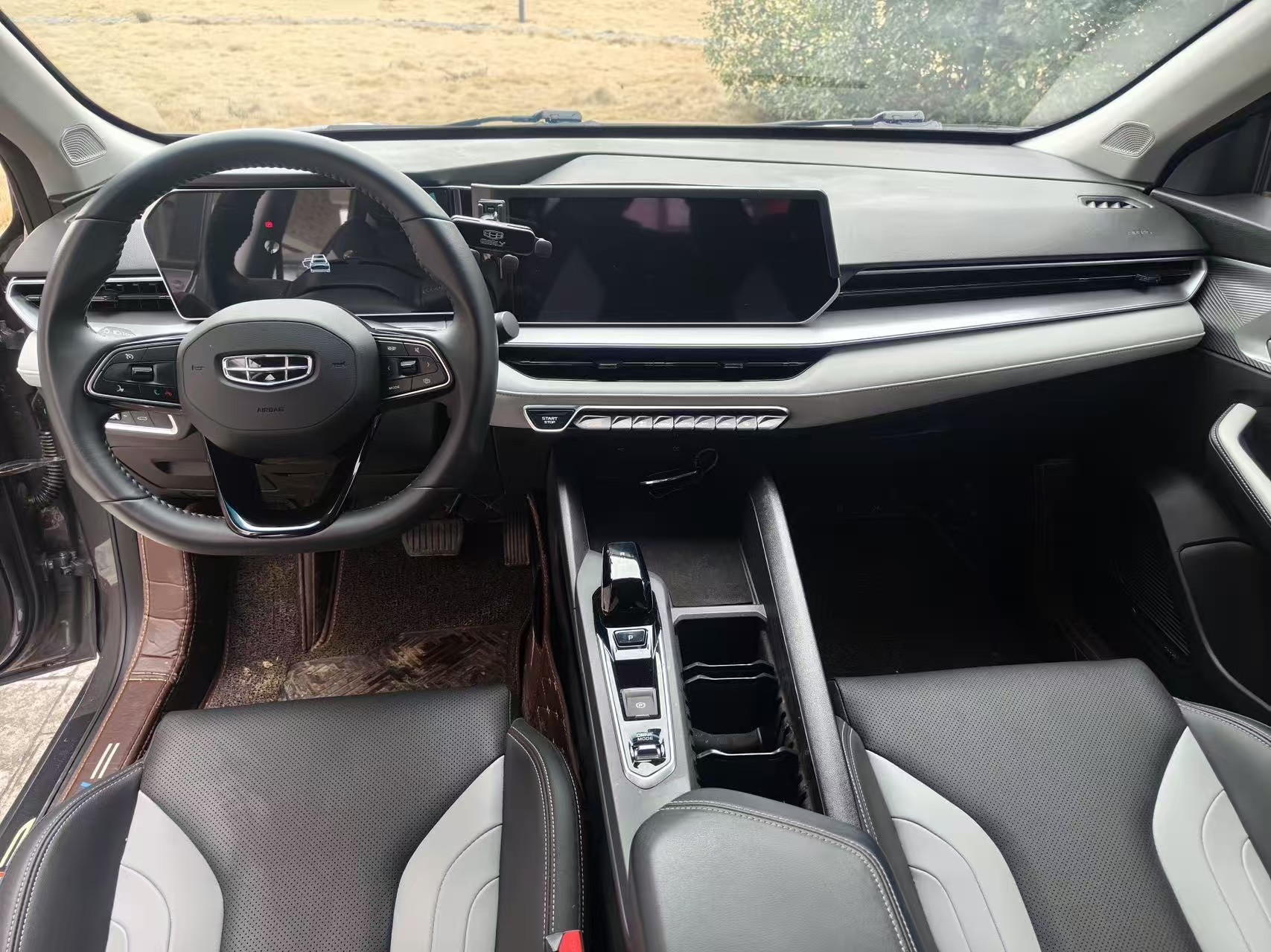 GEELY Binray 2023 car image #11