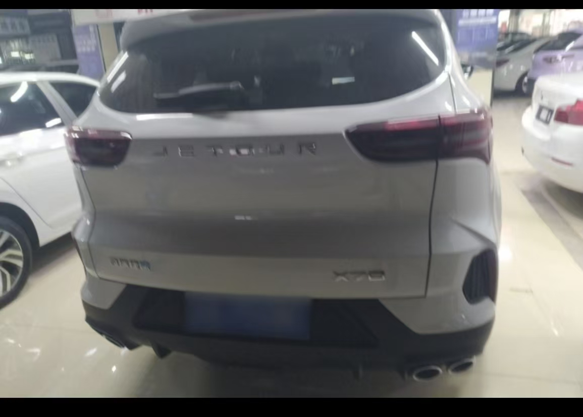 Jetour X70 2023 car image #2