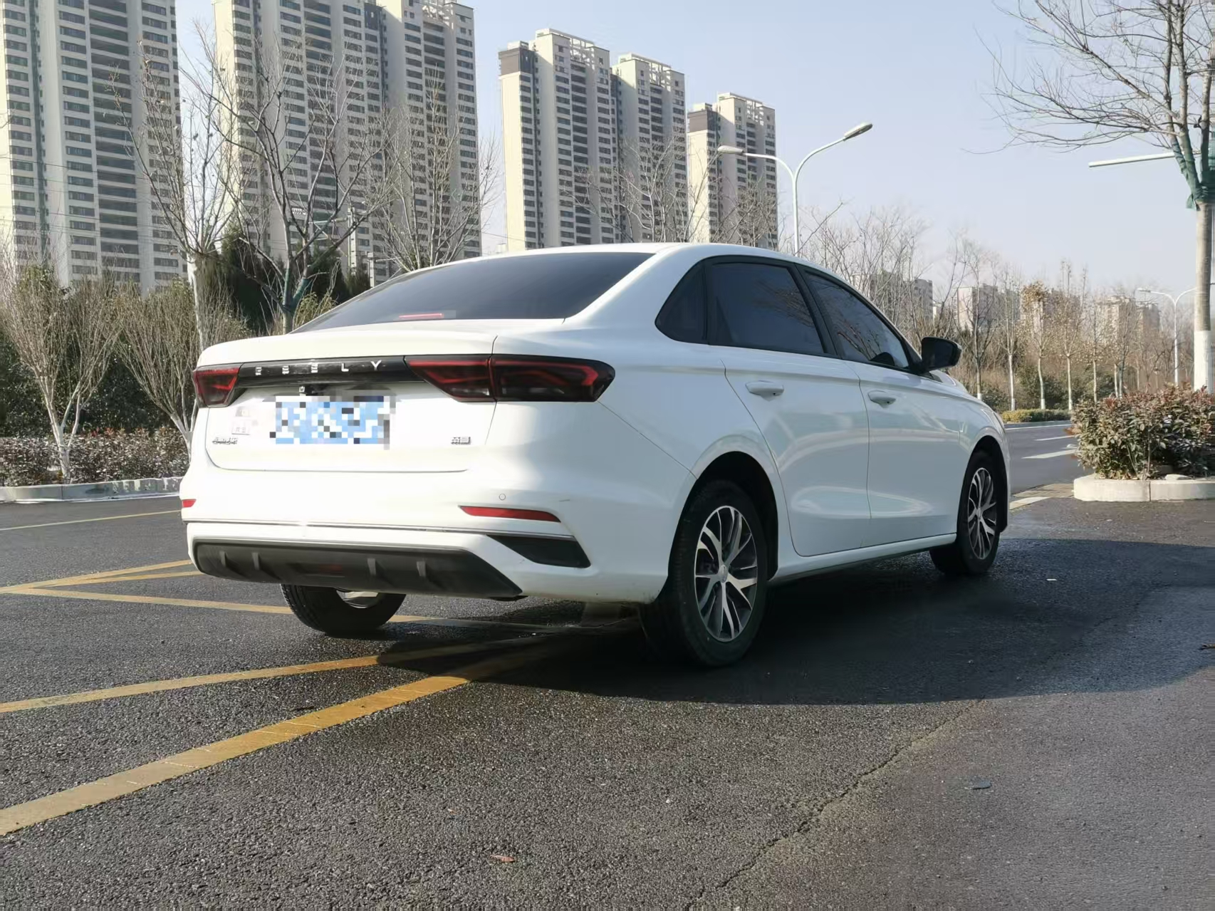 GEELY Emgrand 2023 #5 GEELY Emgrand 2023 car image #5