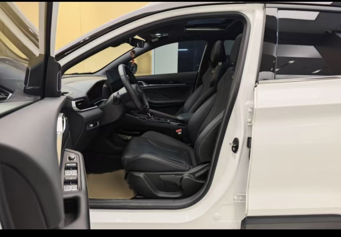 GEELY Coolray 2024 car image #5