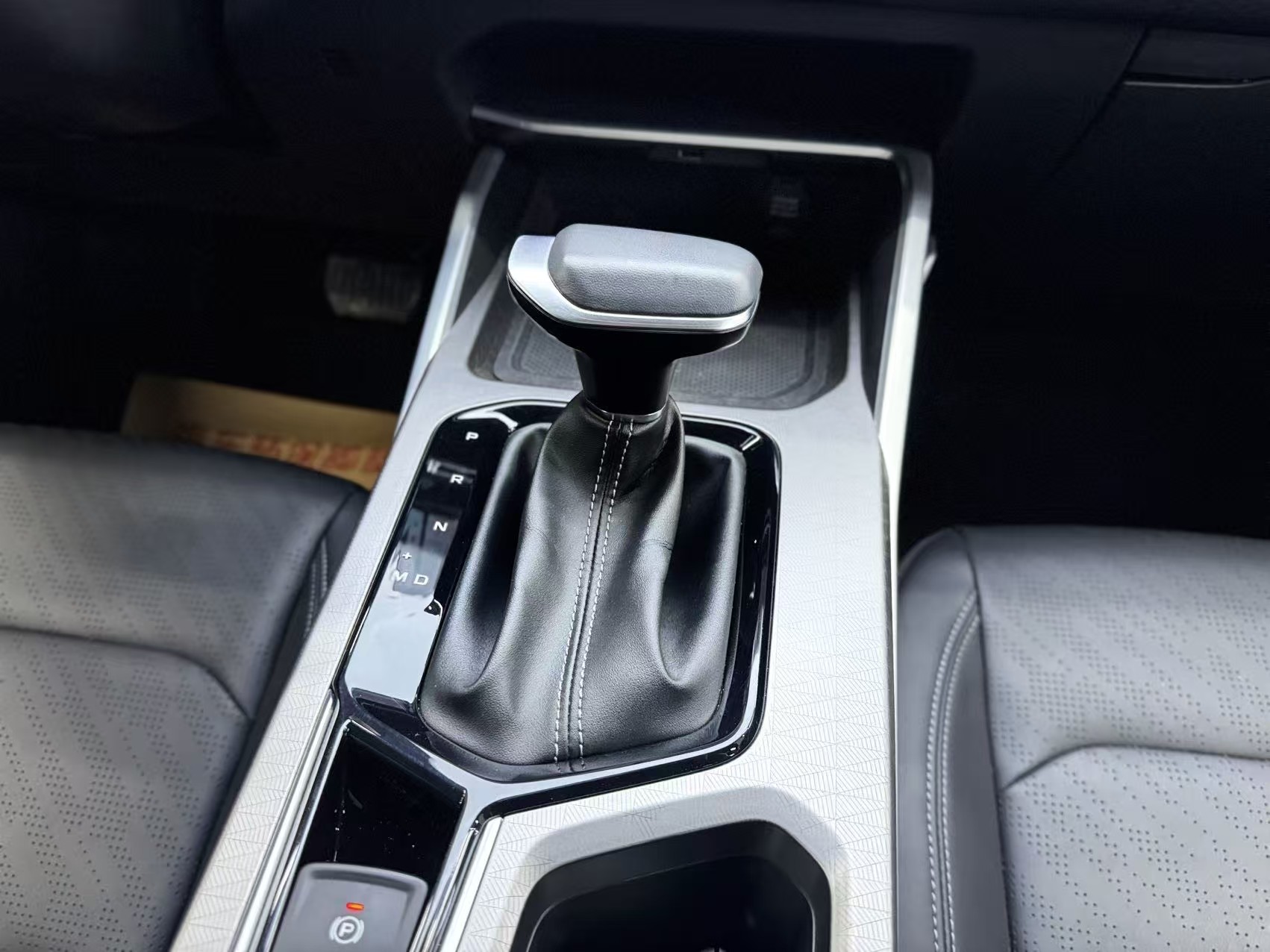 GEELY Emgrand 2023 #3 GEELY Emgrand 2023 car image #3