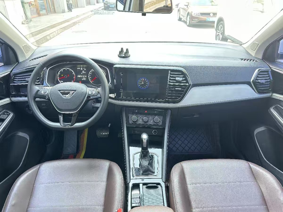 Jetta VS5 2023 car image #2