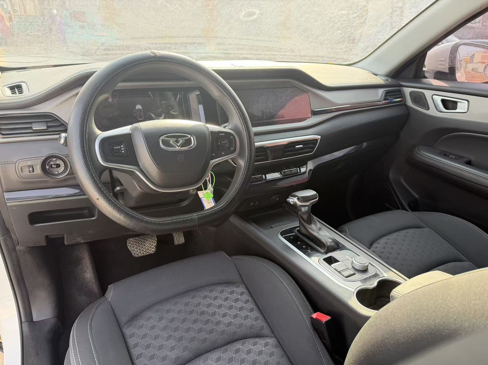 Kaiyi Showjet 2022 #9 Kaiyi Showjet 2022 car image #9