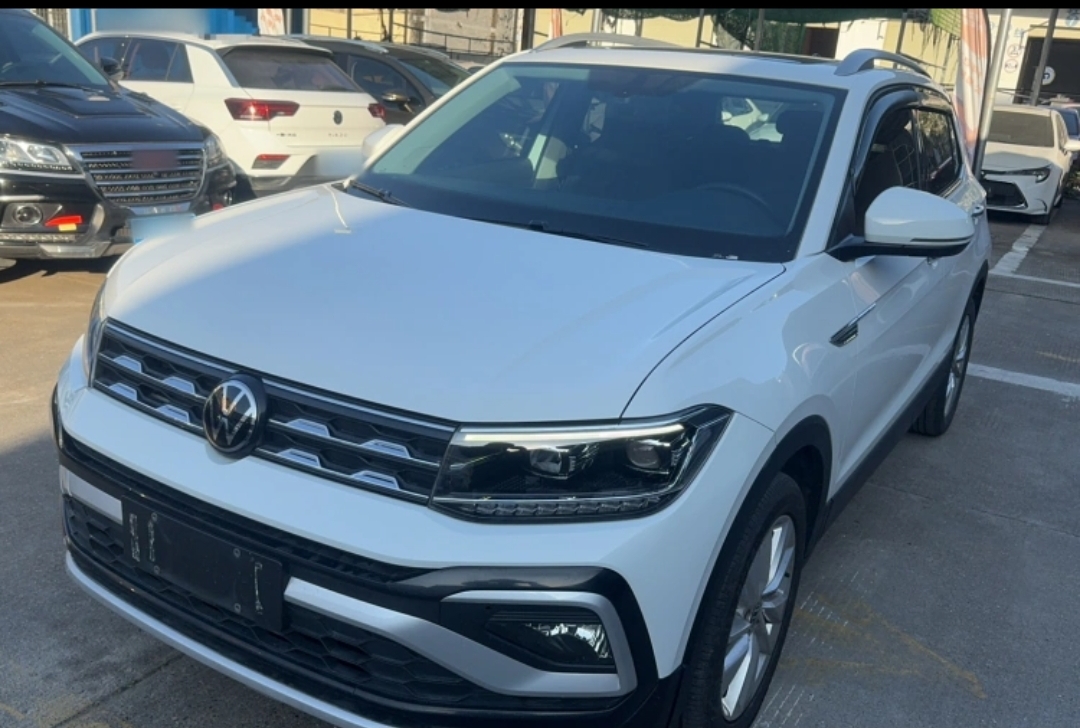 Volkswagen T-Cross 2023 car image 