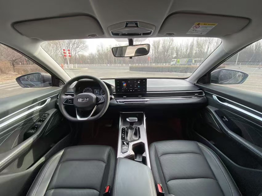 GEELY Emgrand 2023 car image #4