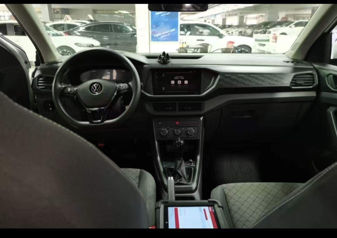 Volkswagen T-Cross 2023 #19 Volkswagen T-Cross 2023 car image #19