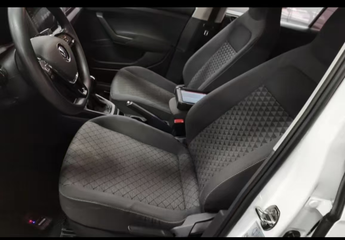 Volkswagen T-Cross 2023 #16 Volkswagen T-Cross 2023 car image #16