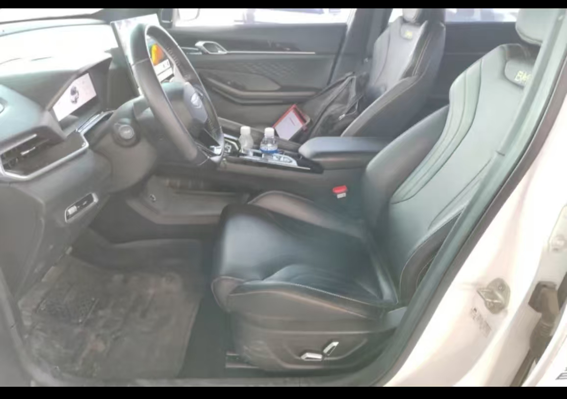 GEELY Coolray 2024 car image #14