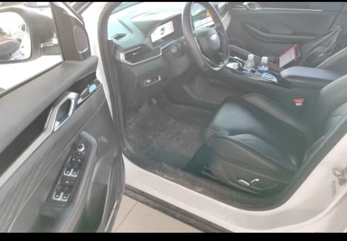 GEELY Coolray 2024 car image #7