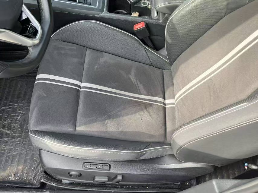 Volkswagen Golf 2023 #7 Volkswagen Golf 2023 изображение автомобиля #7