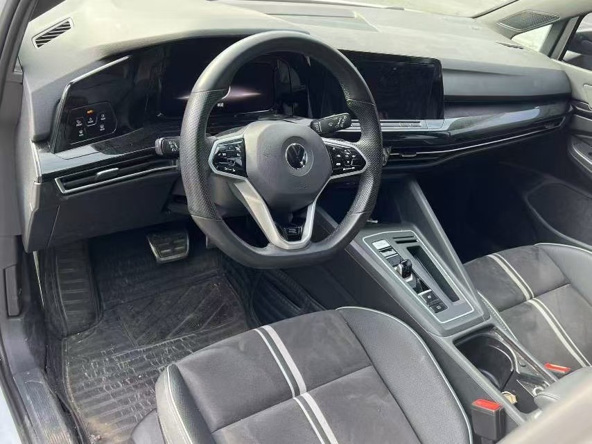 Volkswagen Golf 2023 #3 Volkswagen Golf 2023 изображение автомобиля #3