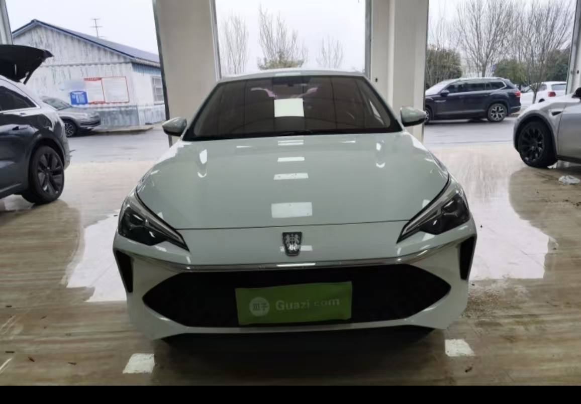 Roewe i5 2025 #4 Roewe i5 2025 car image #4