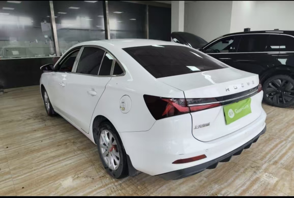Roewe i5 2025 #8 Roewe i5 2025 car image #8
