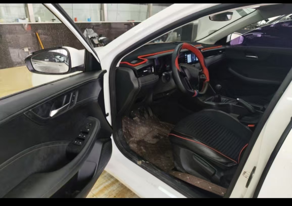 Roewe i5 2025 #5 Roewe i5 2025 car image #5