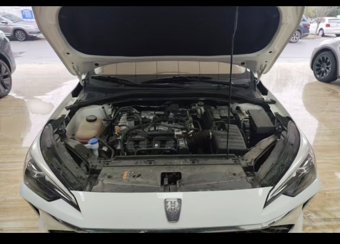 Roewe i5 2025 #7 Roewe i5 2025 car image #7