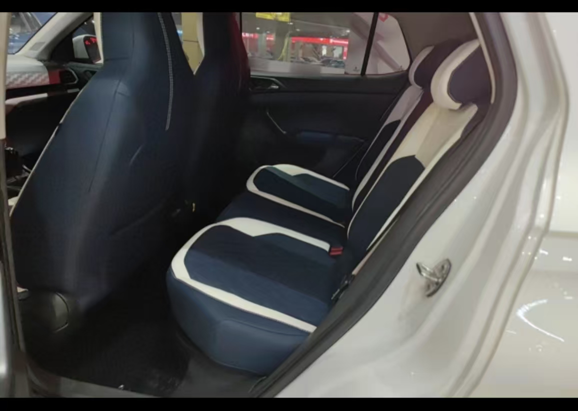 Volkswagen T-Cross 2023 car image #15