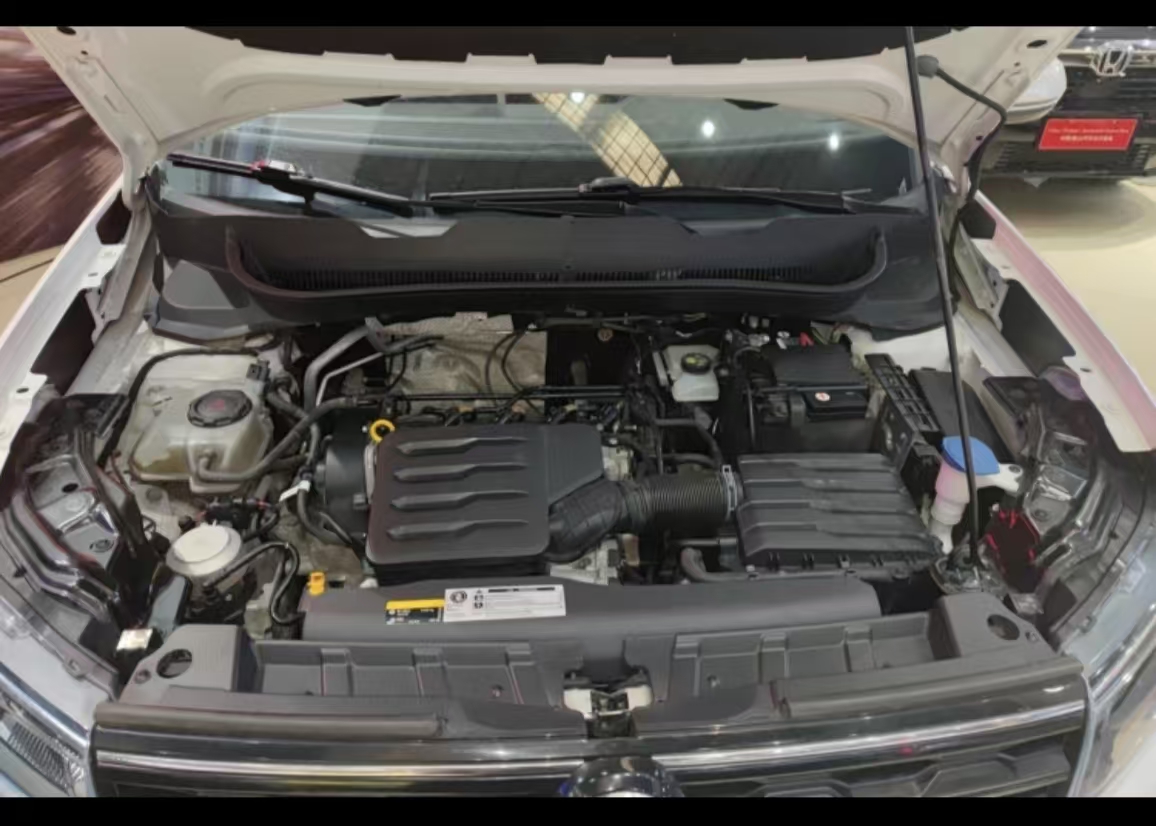 Volkswagen T-Cross 2023 car image #13