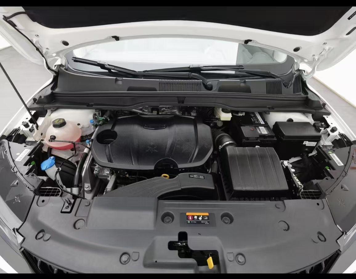 GEELY Coolray 2025 car image #17