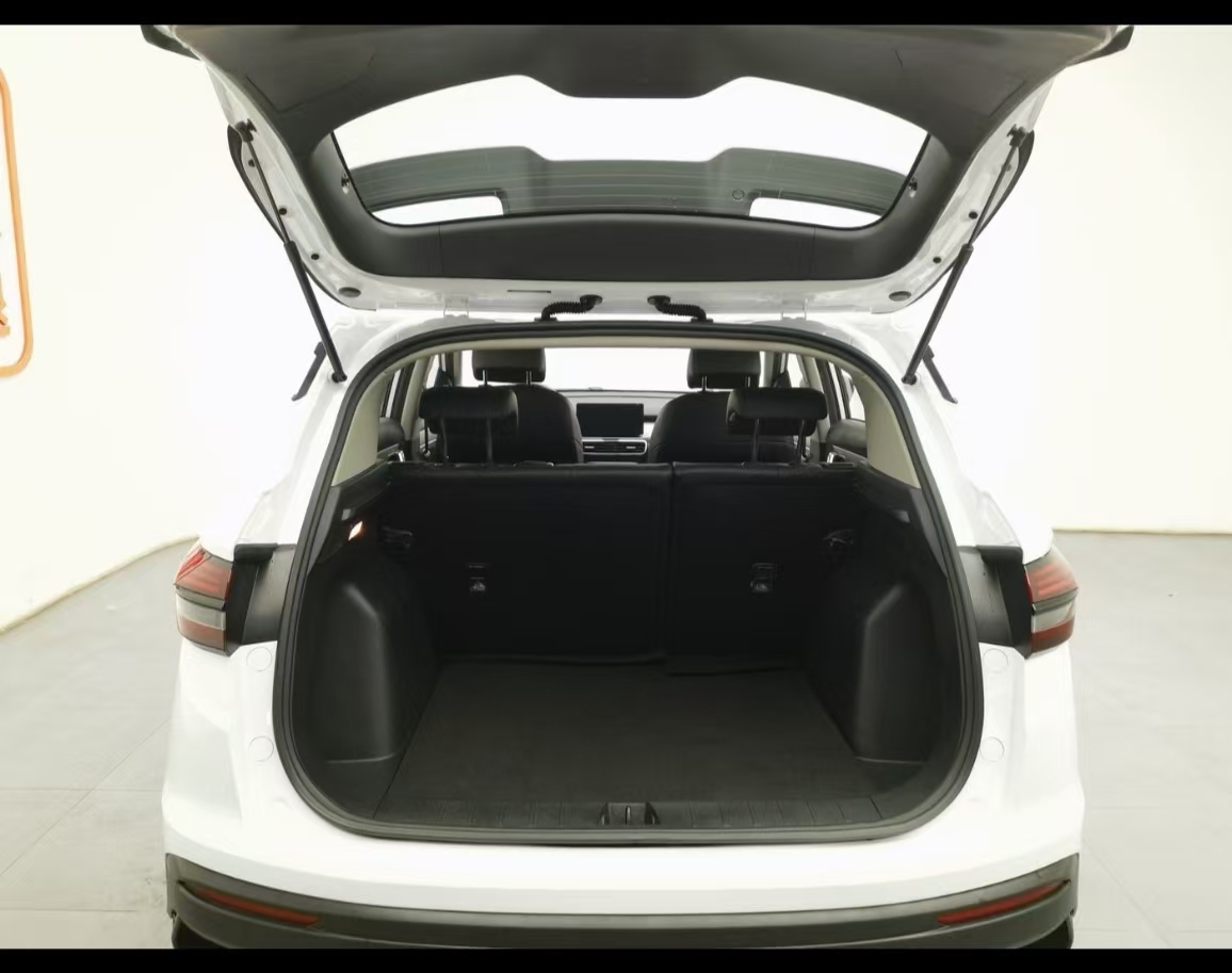 GEELY Coolray 2025 car image #7