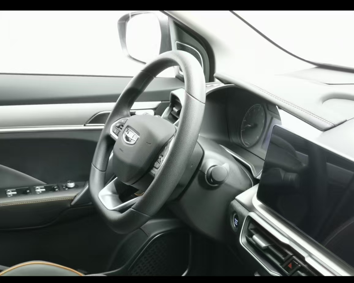 GEELY Coolray 2025 car image #14