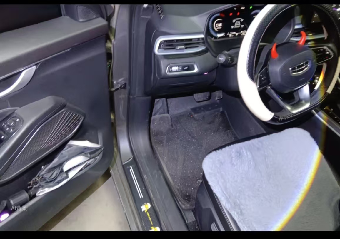 GEELY Emgrand 2022 car image #16