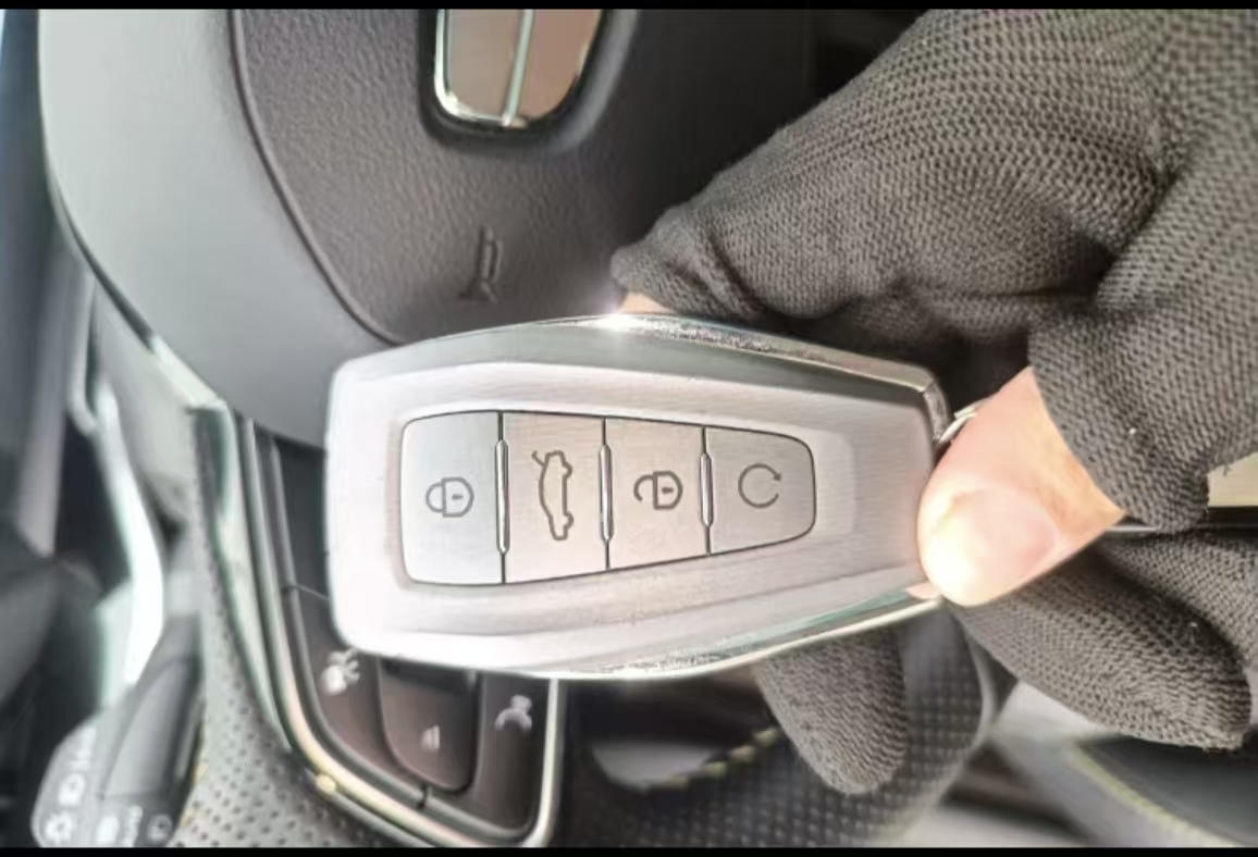 GEELY Coolray 2024 car image #15