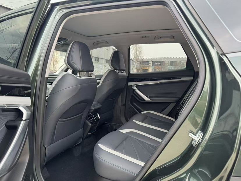 GEELY Boyue L 2023 car image #14